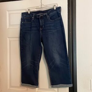 Levi capris, 18W